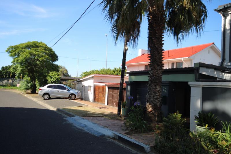 3 Bedroom Property for Sale in Mowbray Western Cape